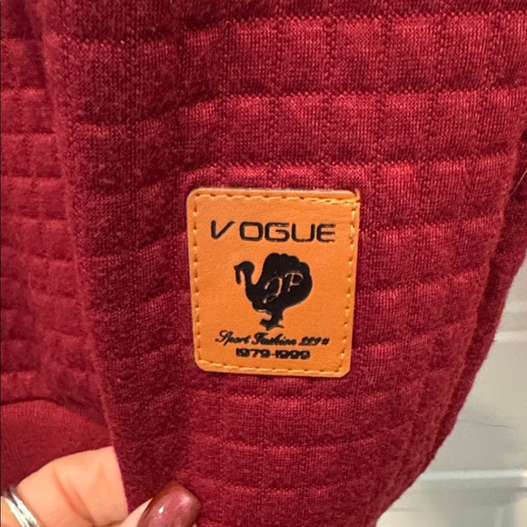 Men's Maroon Textured Hoodie - Picture 4 of 6